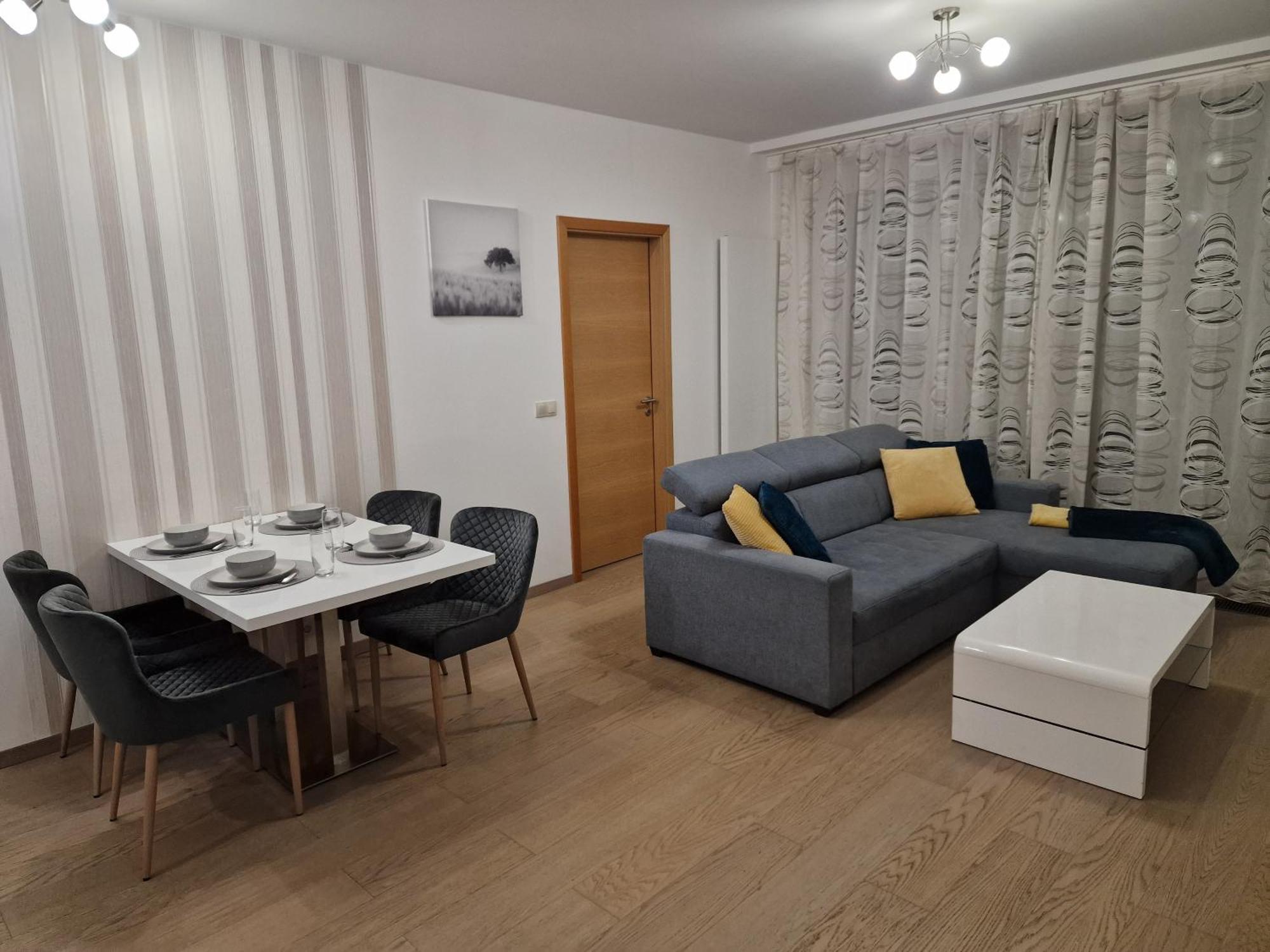 Stylish Panorama City Family Suite Bratislava Eksteriør billede